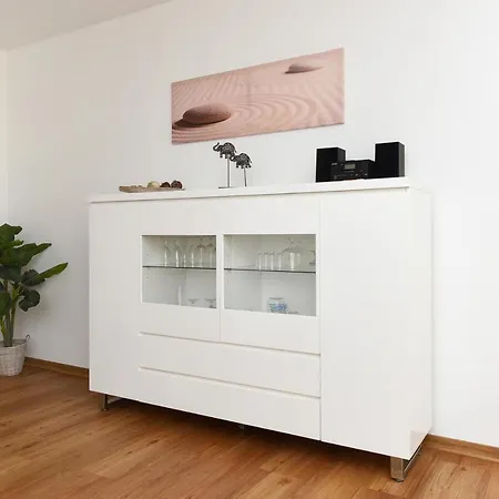 Kapitaen * 카롤리넨시엘